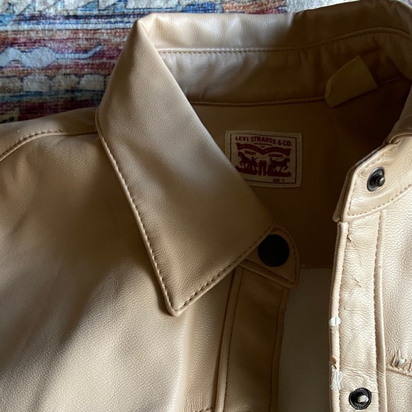 Levi's Tan Pleather Jacket - Picture 4 of 8